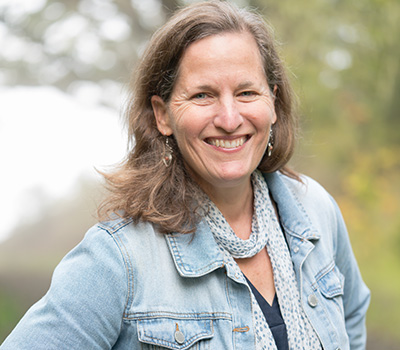 headshot of Karen McLeod