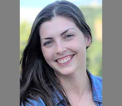 headshot of Laura Peters