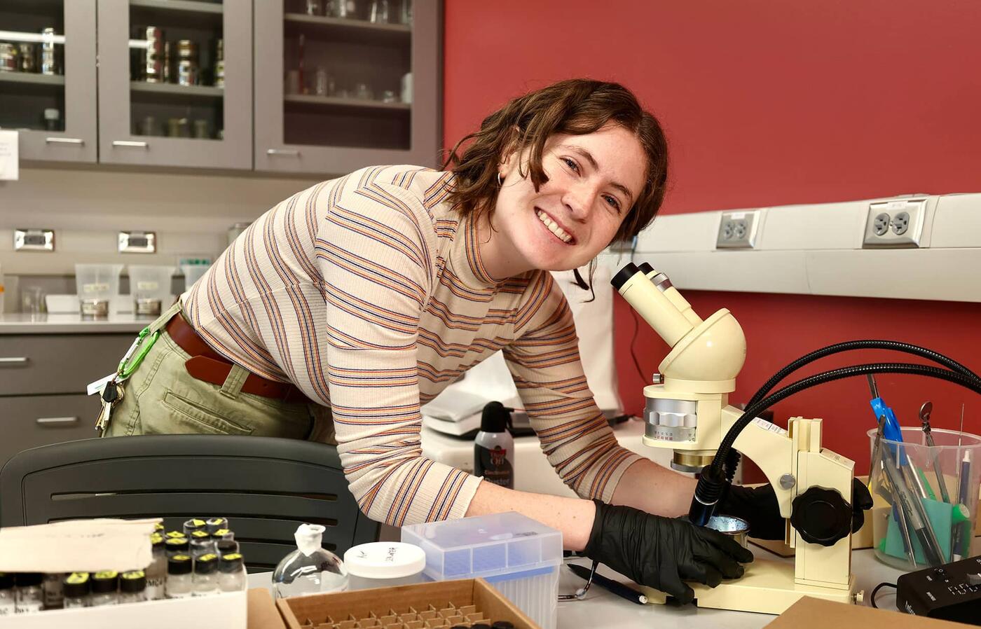 Cadence operating a microscope