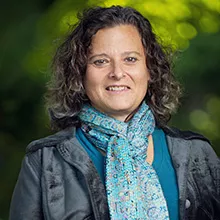 headshot of Nancy Steinberg