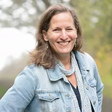 headshot of Karen McLeod