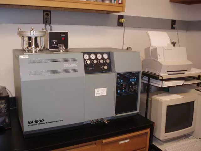 Carbon Nitrogen Elemental Analyzer