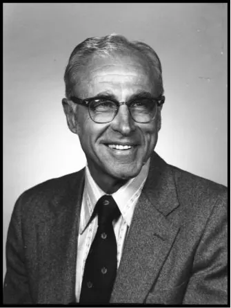 headshot of William Taubeneck