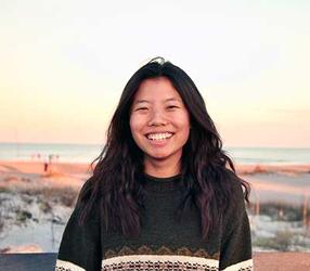 headshot of Emily An
