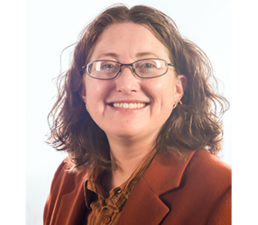  headshot of Jennifer Edwards